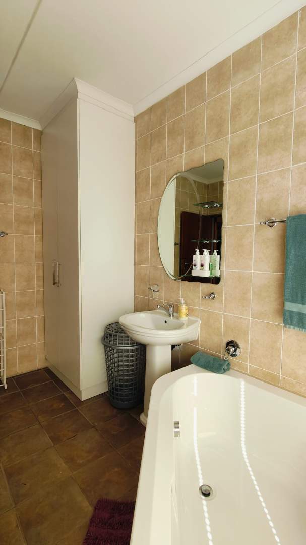 7 Bedroom Property for Sale in Bayview Western Cape